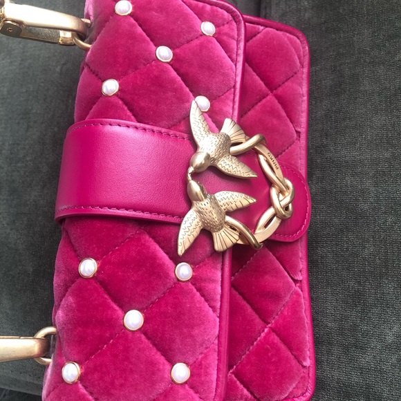 SOLD!! Mini Love velvet whit pearls - Picture 6 of 8